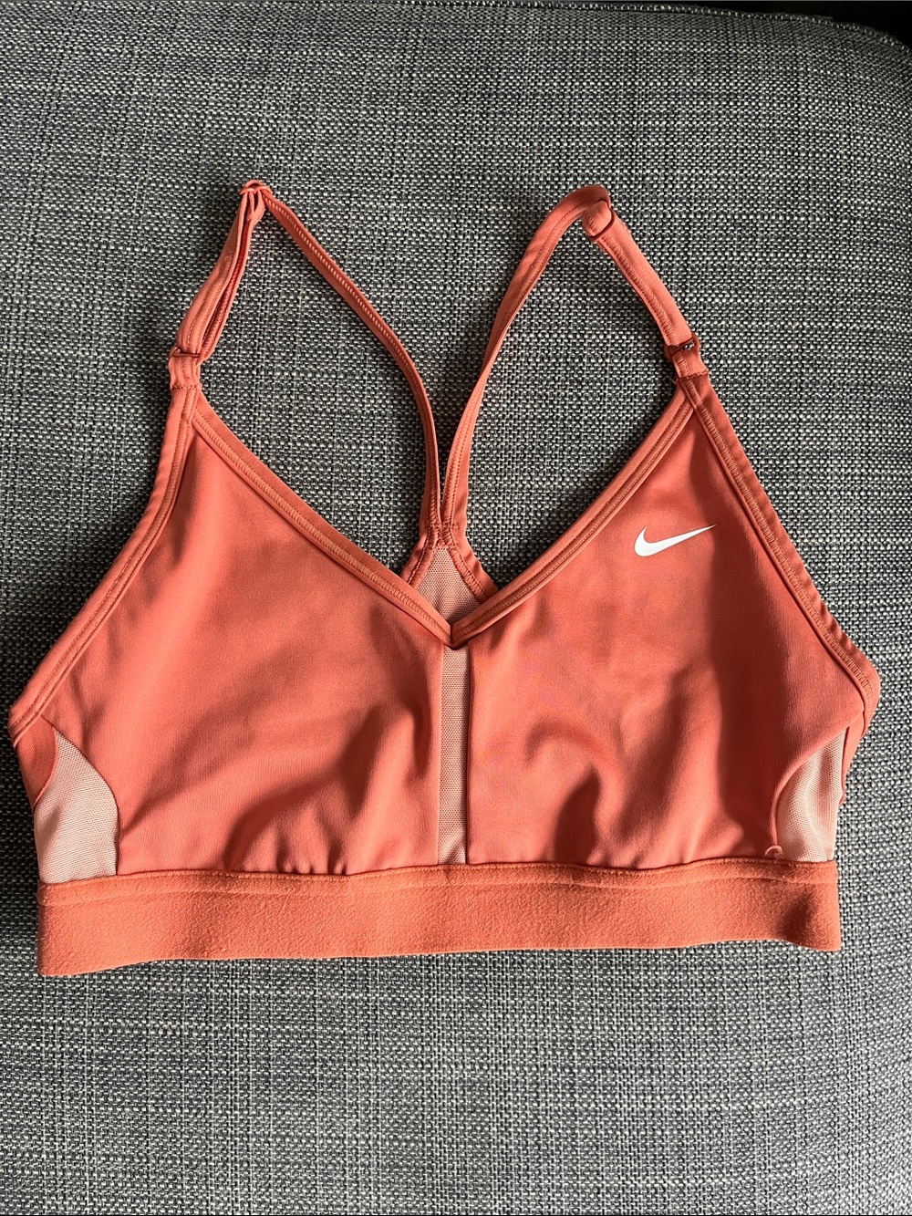 Nike Coral/Peach Strappy V‑Neck Sports Bra